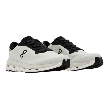 ON Cloudzone ‘Ice white/Black’